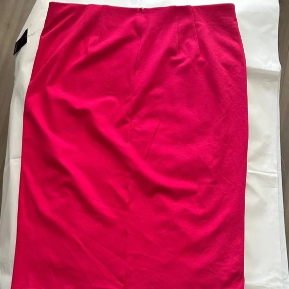 🤫 2 ELOQUII Skirts, size 18. Vibrant Pink/Fushia and Multi Colored Pencil Skirts - Picture 6 of 10